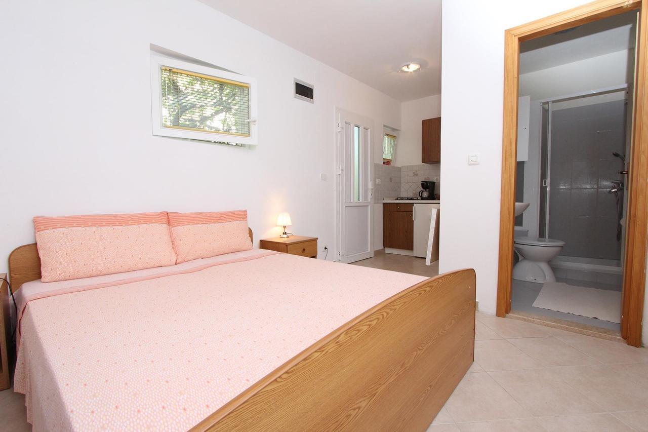 Apartments Tara โรวีน ภายนอก รูปภาพ