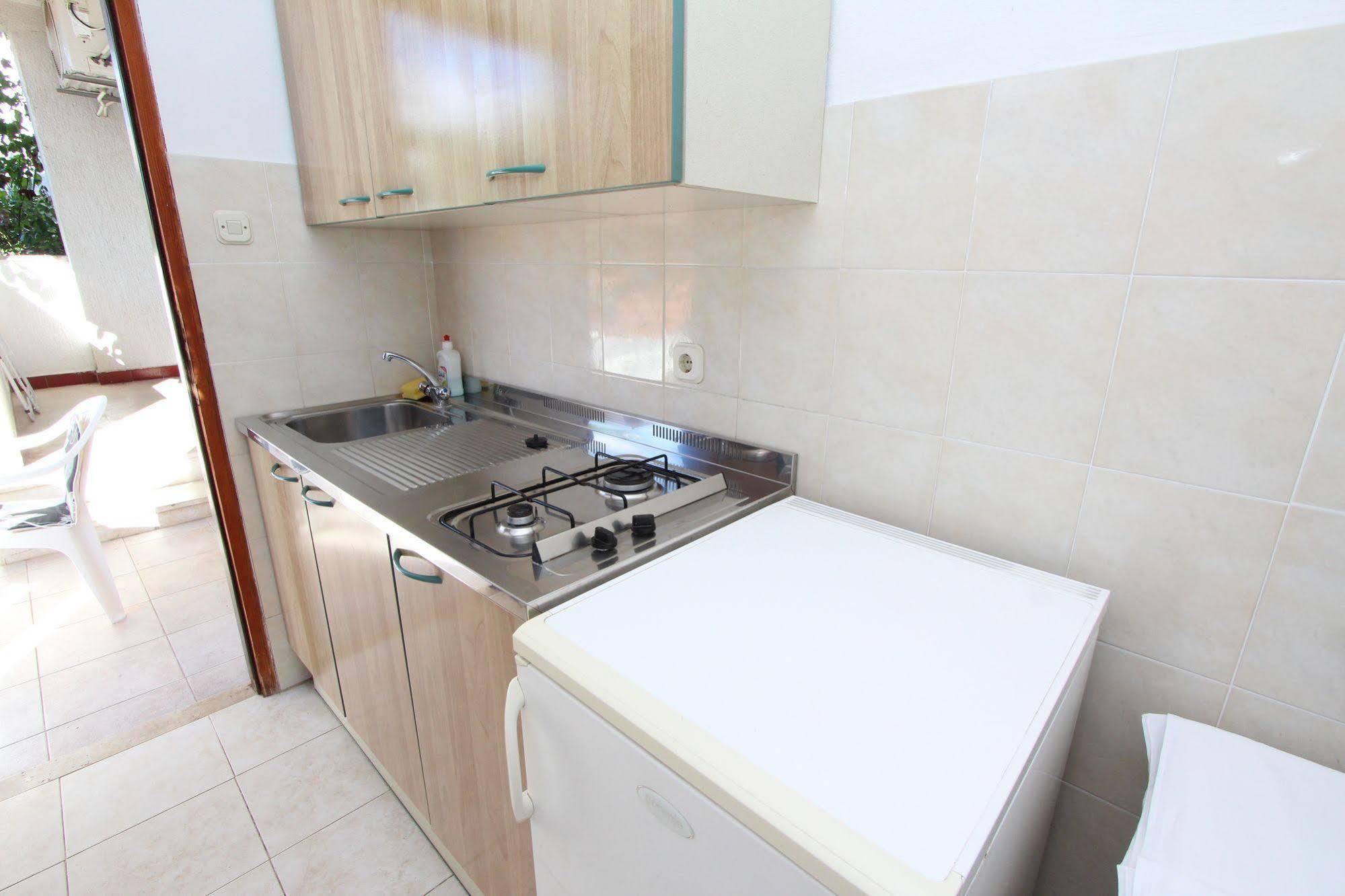 Apartments Tara โรวีน ภายนอก รูปภาพ